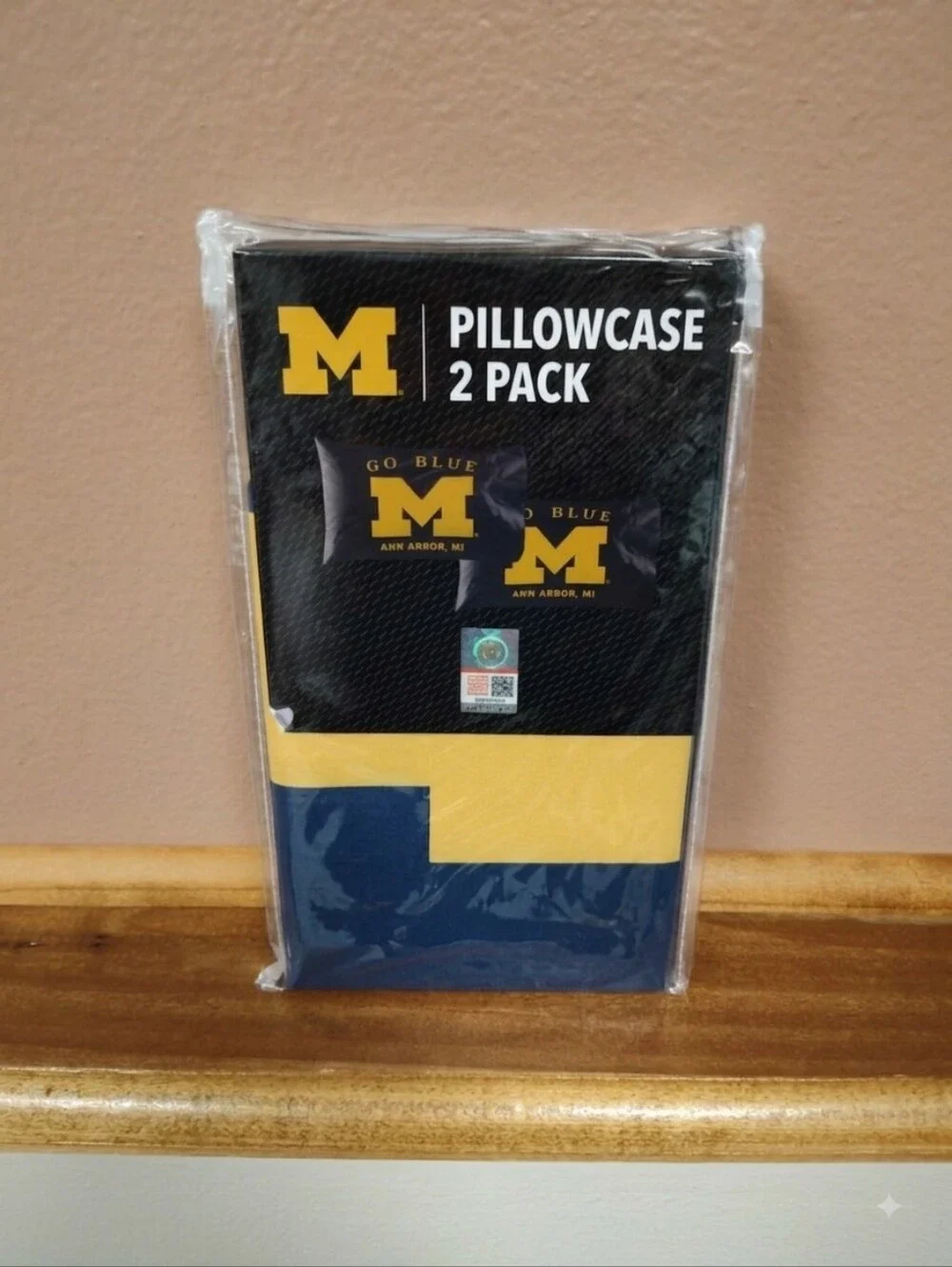 NWT! University Of Michigan Wolverines Set Of 2 Standard Pillowcases - Go Blue!